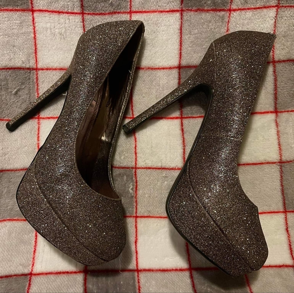 Steve Madden Glitter Shoes